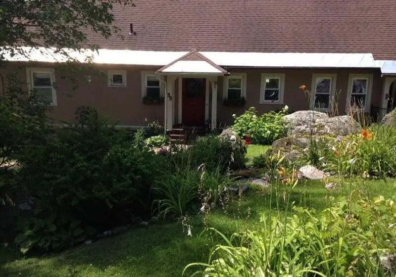 The Red Door B&b