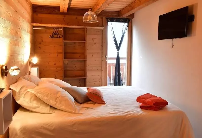 Aamiaismajoitus (B&B) Chambres D Hôtes   La Pora