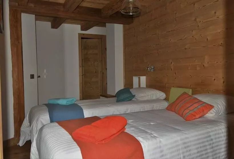 Aamiaismajoitus (B&B) Chambres D Hôtes   La Pora