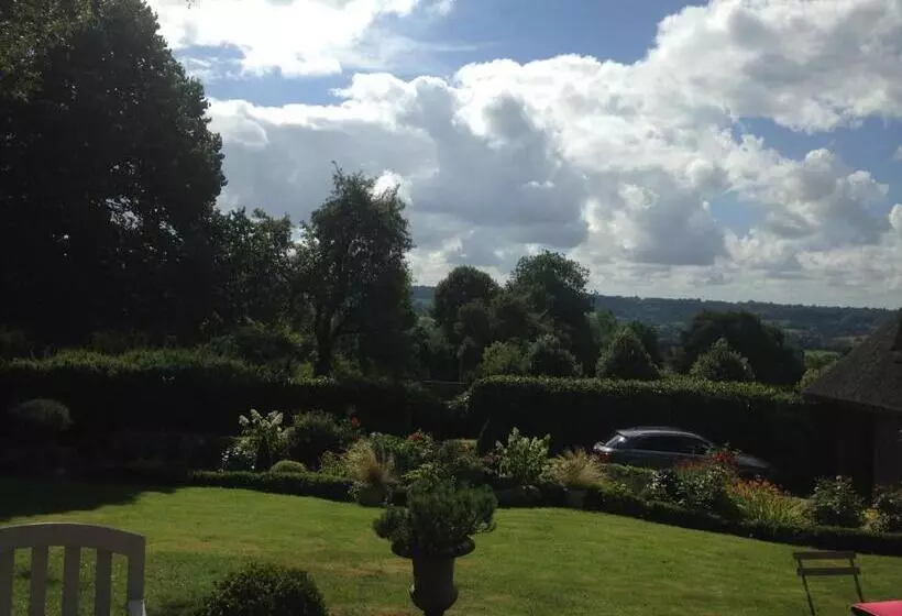 ベッドアンドブレックファースト Les Chaumières Du Pays D Auge