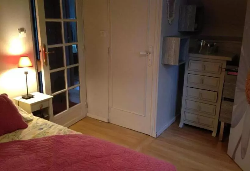 ベッドアンドブレックファースト Les Chaumières Du Pays D Auge