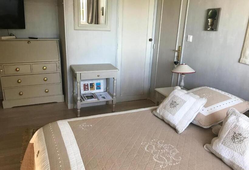 مبيت وإفطار Les Chaumières Du Pays D Auge