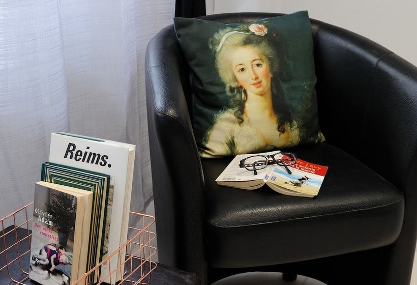 Nocleg ze śniadaniem Maison D Hôtes Rémoise