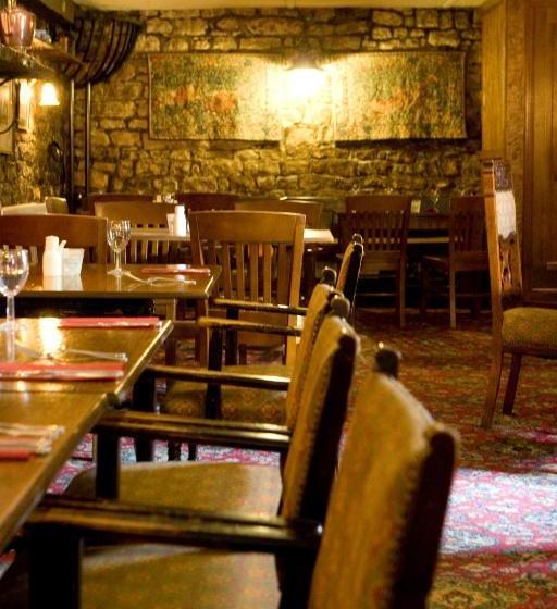 Fox And Pheasant Inn