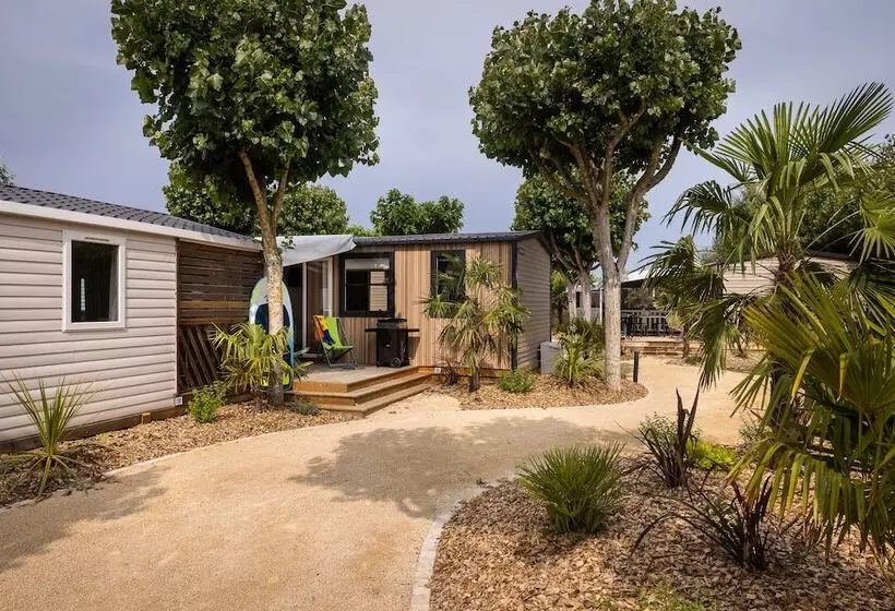 ホテル Camping La Prairie