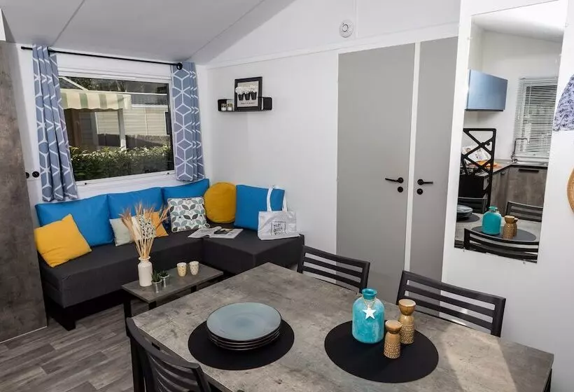 ホテル Camping La Prairie