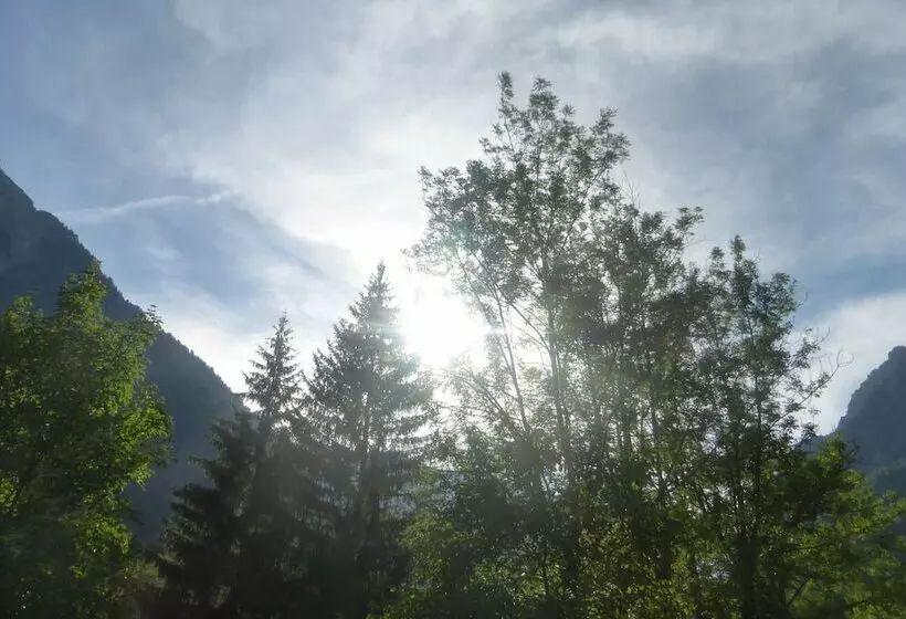 هتل Camping Le Champ Du Moulin