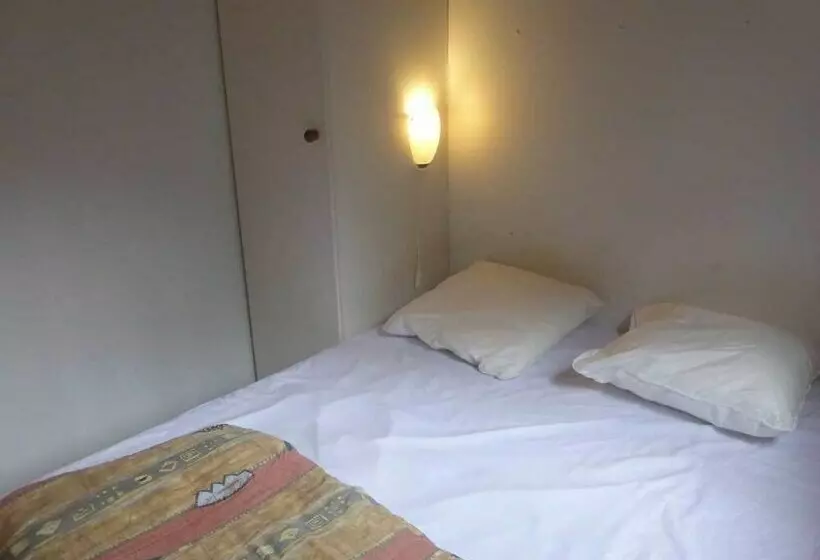 هتل Camping Le Champ Du Moulin