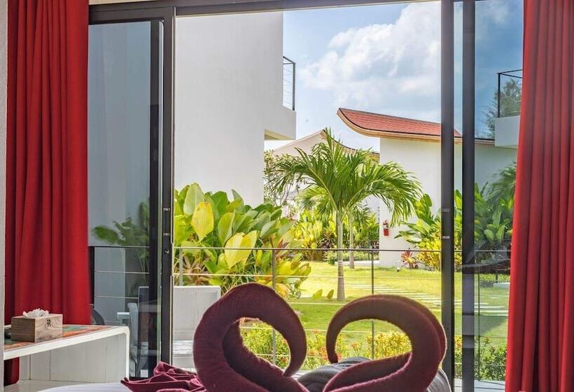 Hotel La Plage Resort & Beach Club