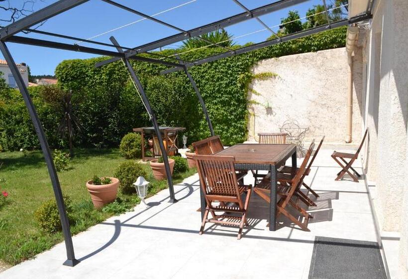 L Escapade Provencale