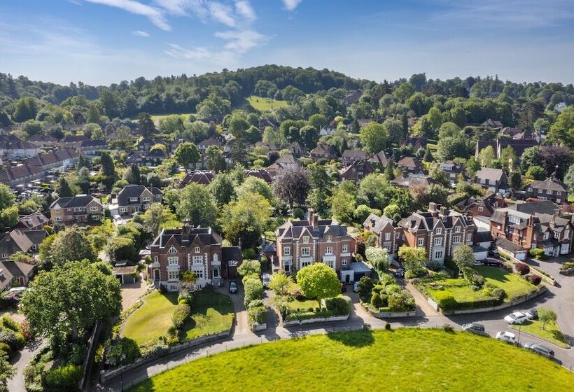 بنسيون The Waltons