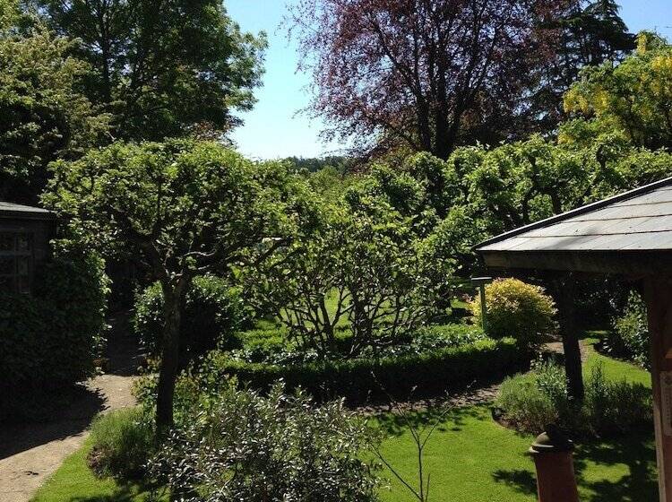 بنسيون The Waltons