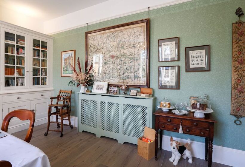 بنسيون The Waltons