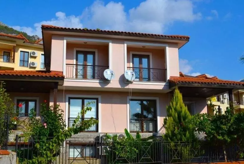 Villa Olive By Villa Safiya