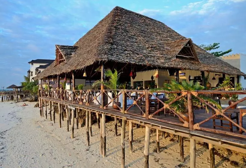 ベッドアンドブレックファースト Amaan Beach Bungalows