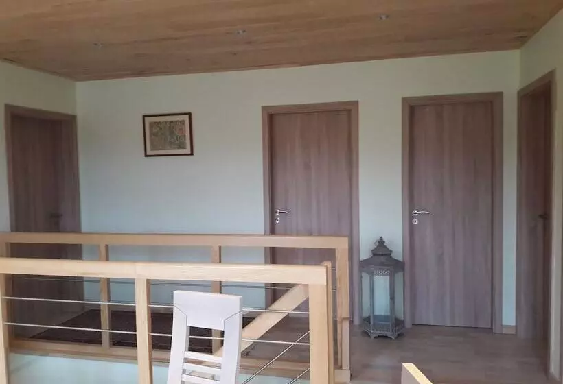 ベッドアンドブレックファースト Aux Vignes