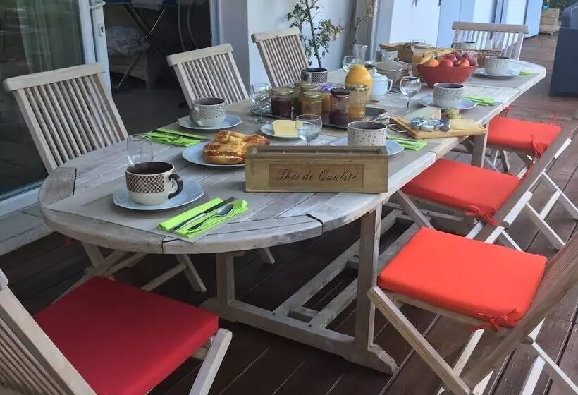 ベッドアンドブレックファースト Chambre D Hôtes La Grande Marée