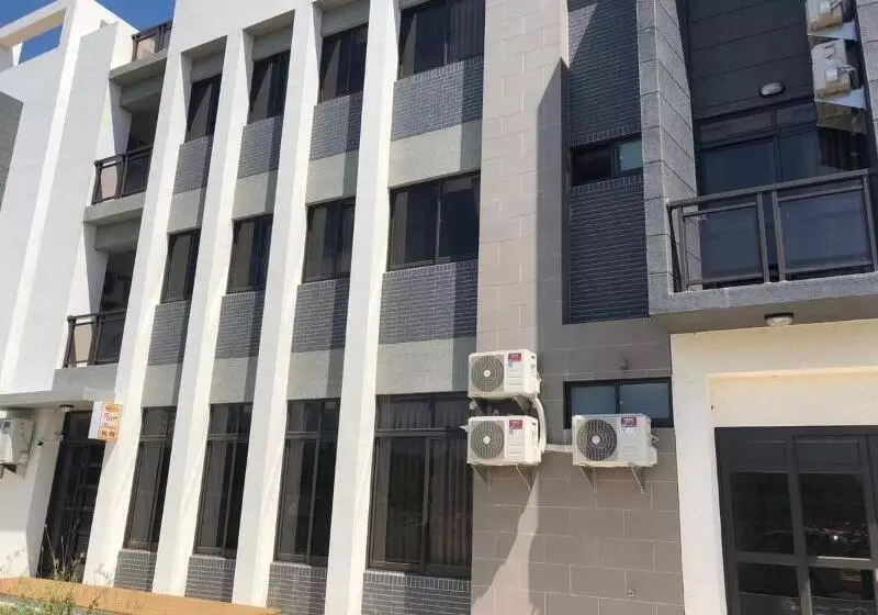 تختخواب و صبحانه Hygge House