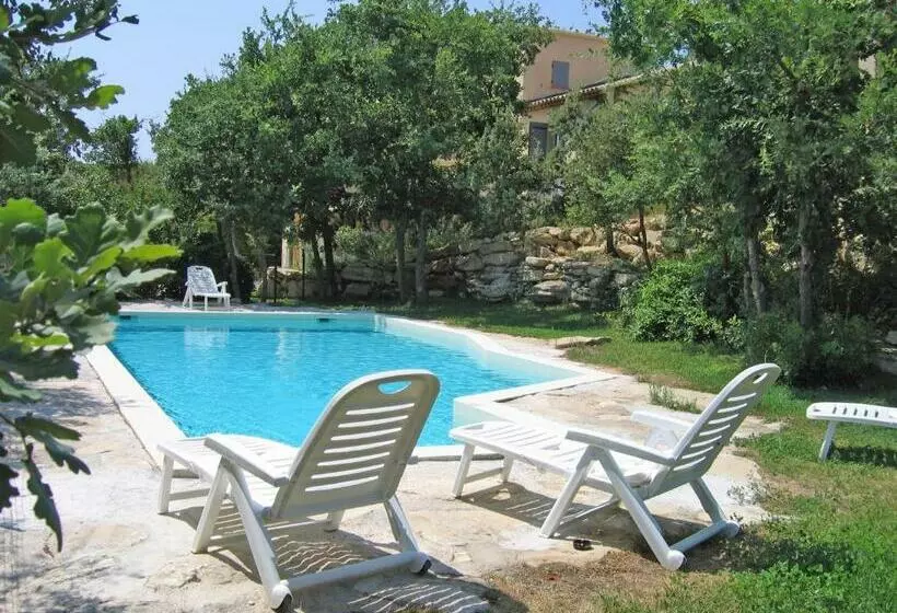 Aamiaismajoitus (B&B) Les Restanques