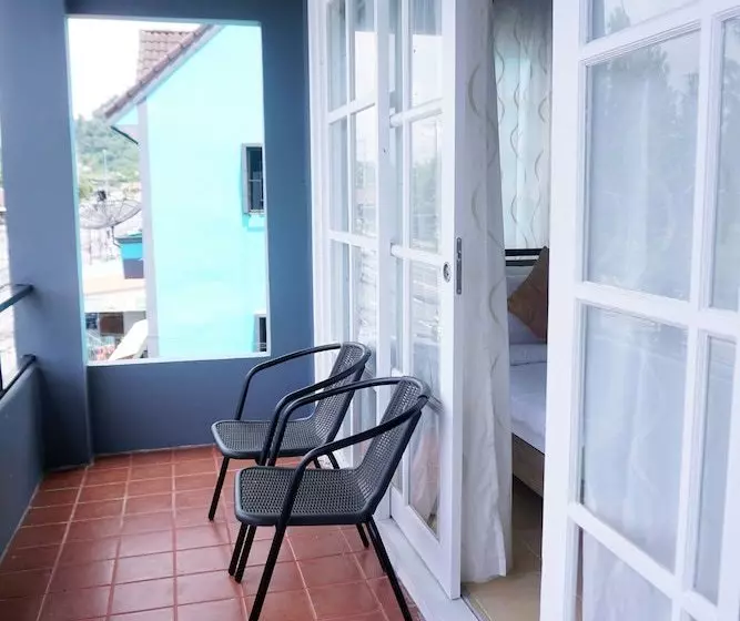 Destiny Hostel Khaolak