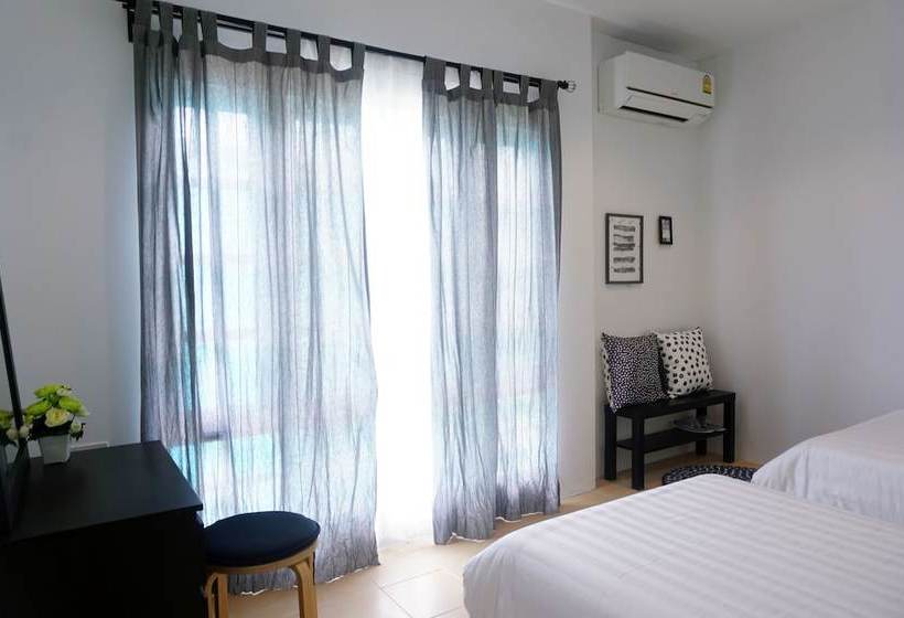 Destiny Hostel Khaolak