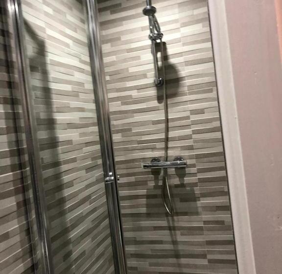 هتل Brownlows Inn