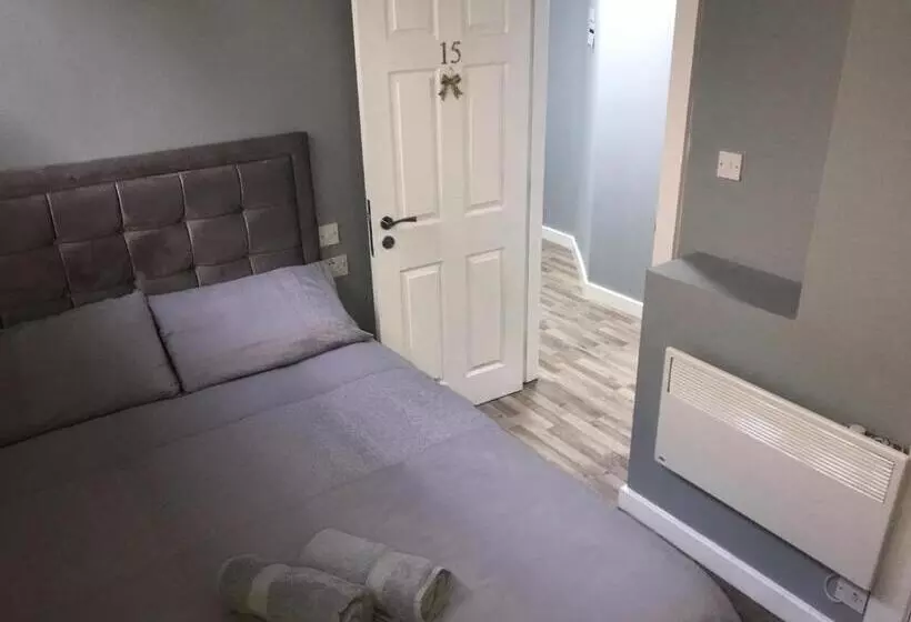 ホテル Brownlows Inn