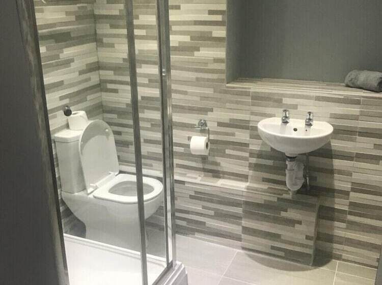 هتل Brownlows Inn