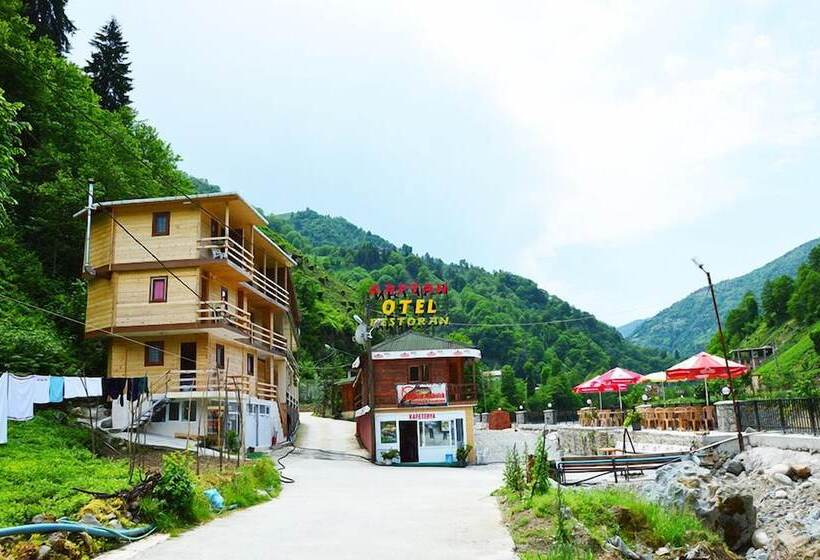 ホテル Kaptan Alabalik Konaklama Tesisleri