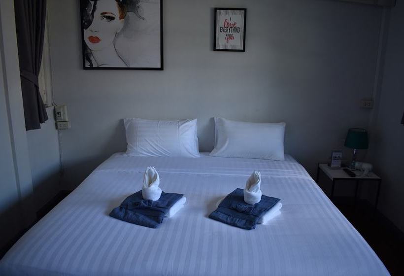 فندق Maya Bed And Food Hostel