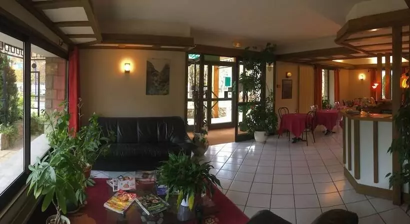 Hotelli Mimat'hôtel