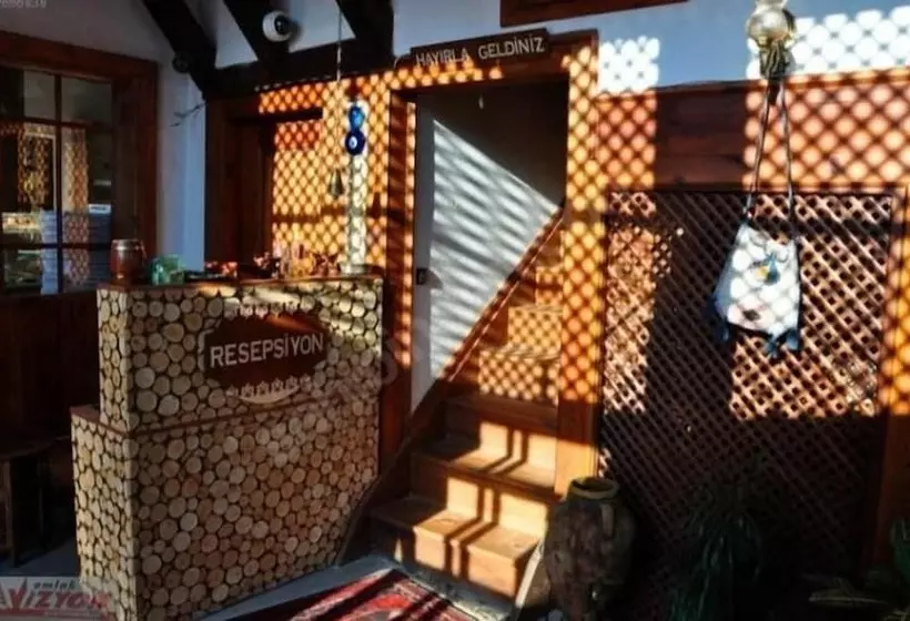 Kuscu Han Otel