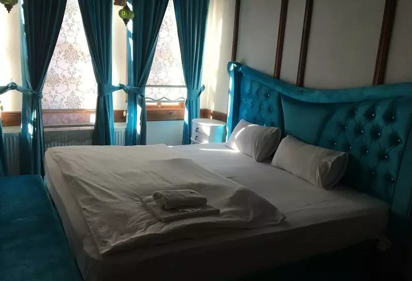Kuscu Han Otel