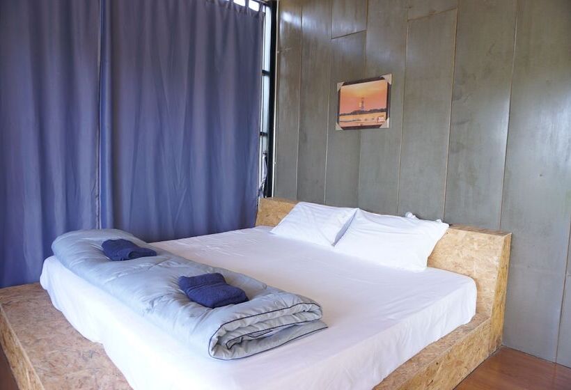 Near Beach Hostel   Adults Only