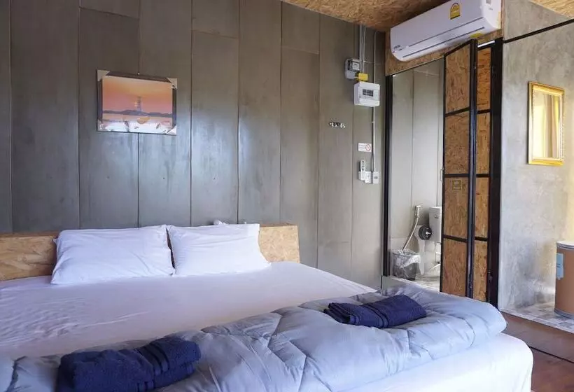 Near Beach Hostel   Adults Only