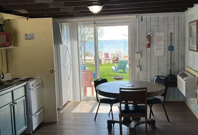 Paradise Beach Resort