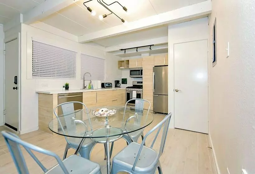 ペンション Medcenter Suites