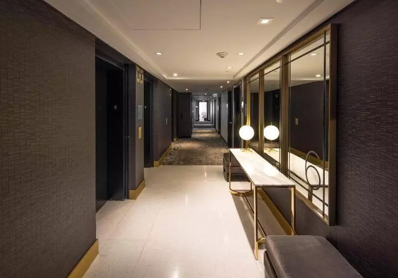 The Godfrey Hotel Hollywood