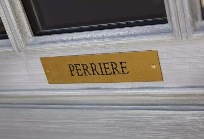ベッドアンドブレックファースト Château La Rose Perriere
