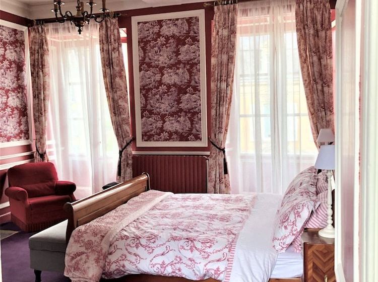 مبيت وإفطار L Hotel De Hercé Chambre D Hote