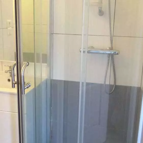 تختخواب و صبحانه Le Cabanon De Régine  Chambre D Hôtes