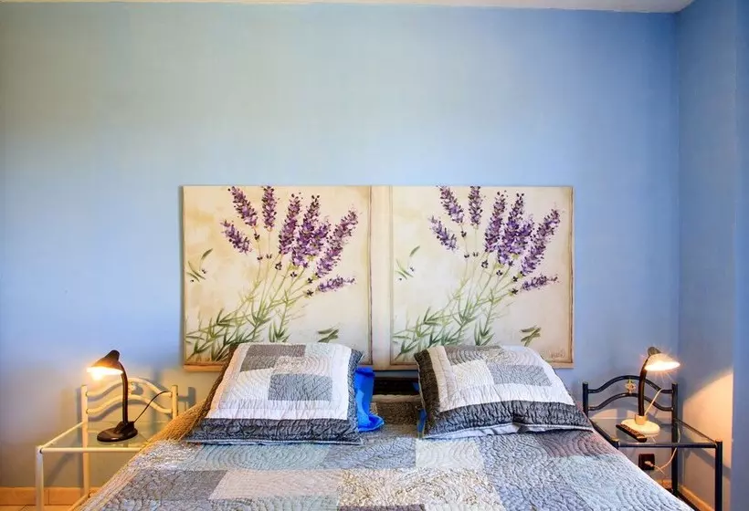 تختخواب و صبحانه Le Cabanon De Régine  Chambre D Hôtes