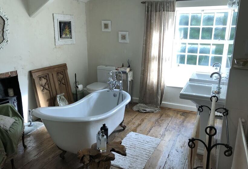 Bed and Breakfast Trenethick