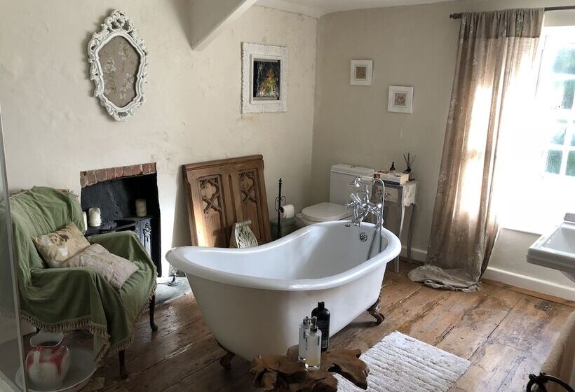 Bed and Breakfast Trenethick