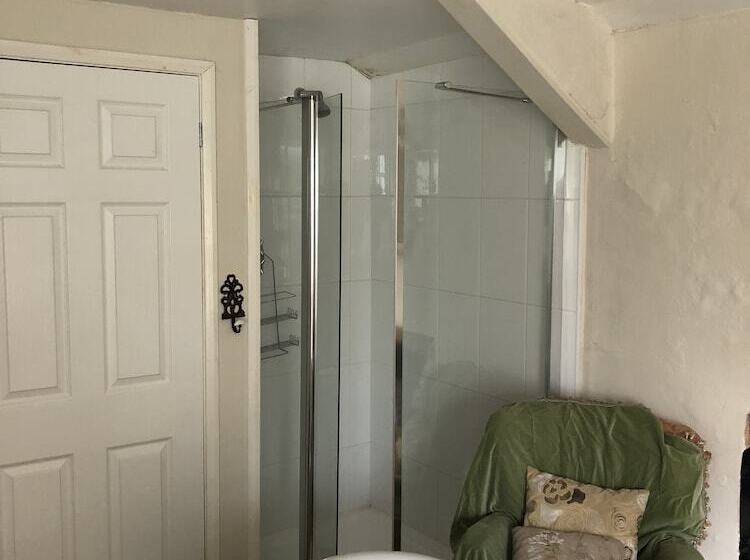 Bed and Breakfast Trenethick