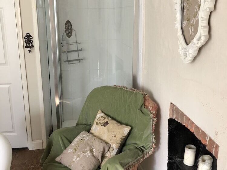 Bed and Breakfast Trenethick