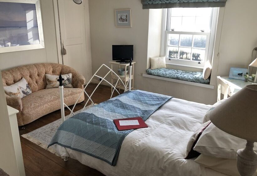 Bed and Breakfast Trenethick