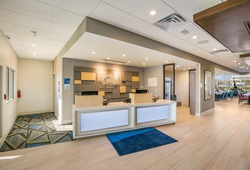 호텔 Holiday Inn Express & Suites Jacksonville   Town Center, An Ihg