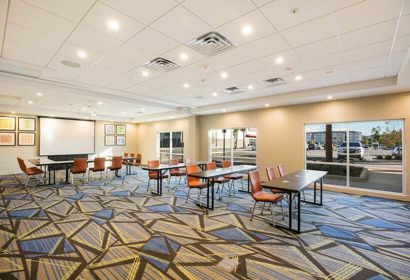 호텔 Holiday Inn Express & Suites Jacksonville   Town Center, An Ihg
