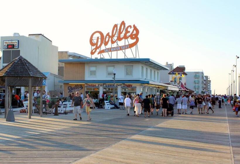 Oceanus Motel   Rehoboth Beach